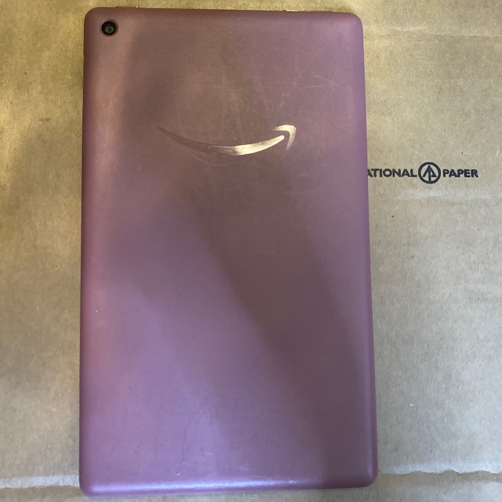 Amazon pink tablet